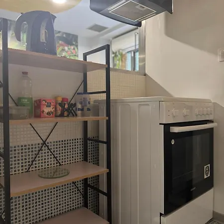 αρέθουσα Jungle τριάρι 65τμ. Chalkís